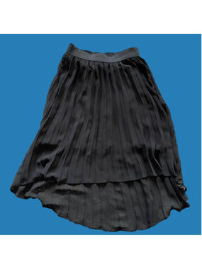 Ally B Girls Pleated Skirt, Lined, Worn Once, Size Small (7/8)